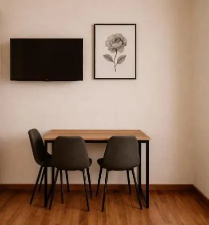 Quarto em Acomodações Particulares Per Studentessa O Signora Arcore